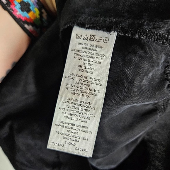 French Connection Lace & Silky Pullover Blouse M Black - Picture 10 of 10